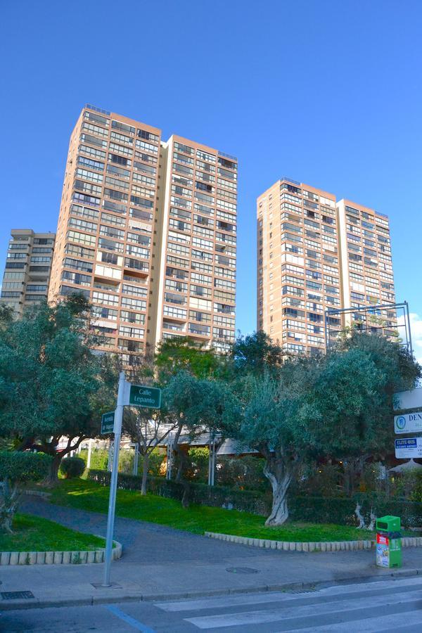 Edificio Gemelos 2 Benidorm Exterior photo